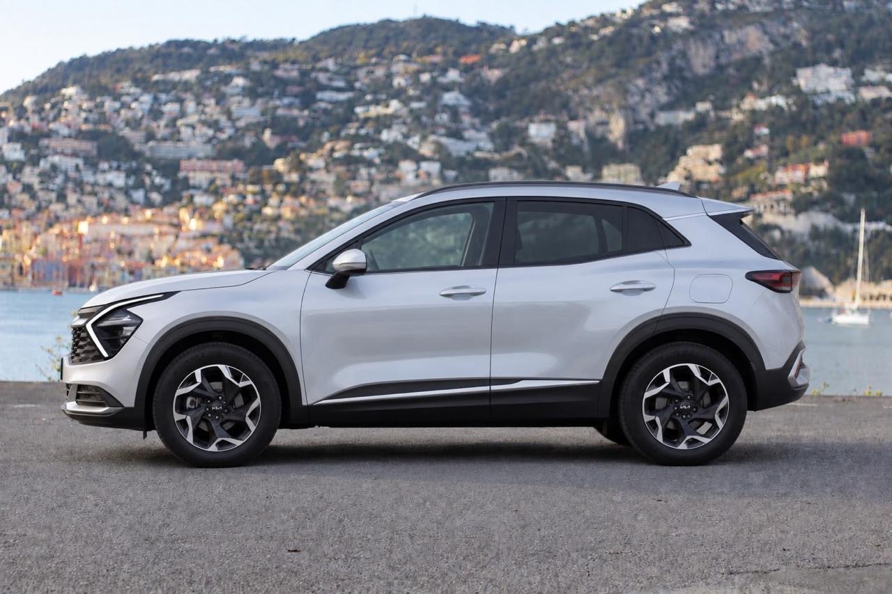 Kia Sportage - exterior view 3