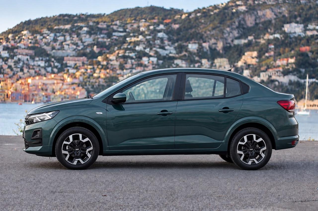 Dacia Logan - exterior view 2