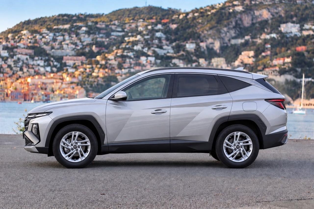 Hyundai Tucson - exterior view 2